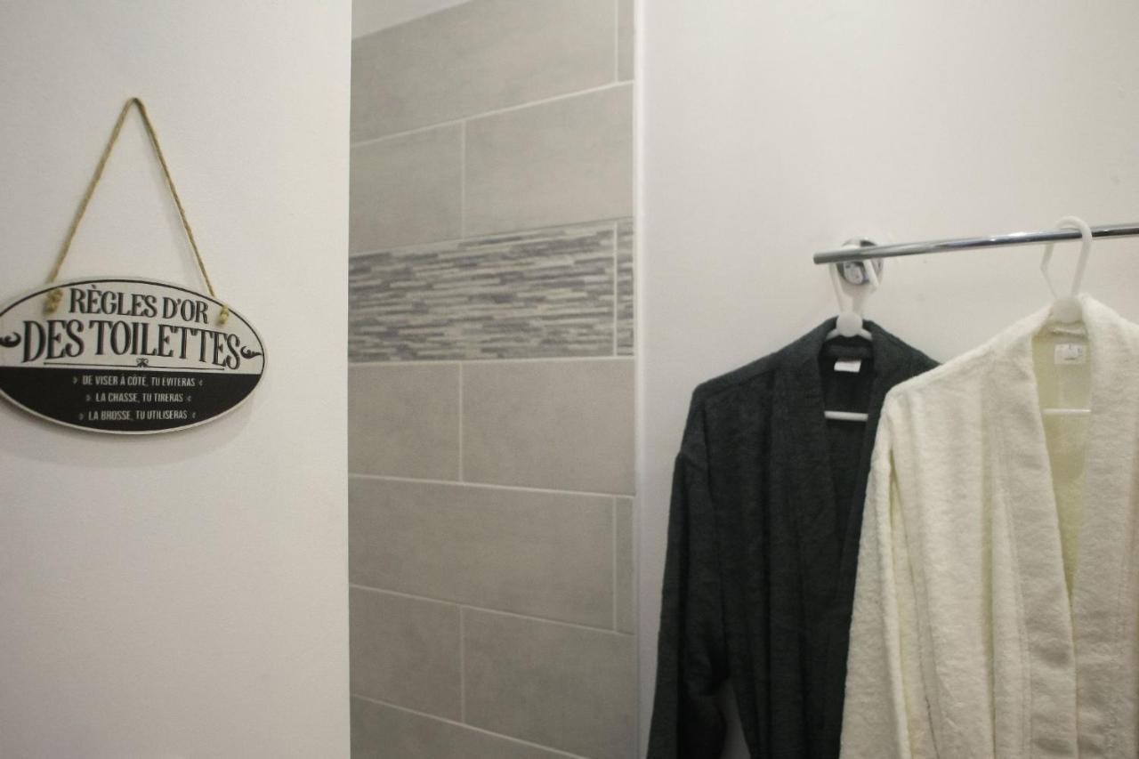 Suite Jacuzzi Privatif Plage Des Catalans Marsella Exterior foto